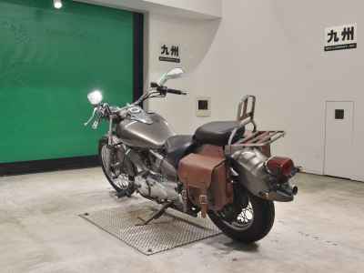 Yamaha XVS250 Drag Star