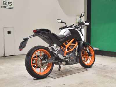 KTM 390 Duke 2016