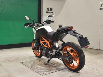 KTM 390 Duke 2016