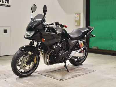 Honda CB400 Super Boldor 2015