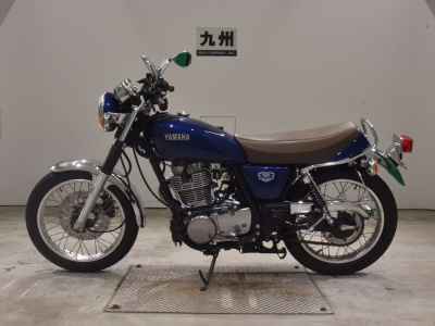 Yamaha SR400 2021