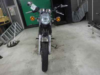 Yamaha SR400 2021