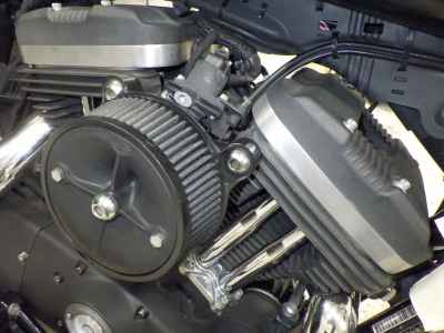 Harley-Davidson Sportster Iron XL883N 2014