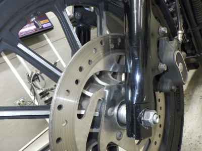 Harley-Davidson Sportster Iron XL883N 2014