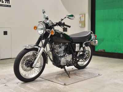 Yamaha SR400 2020
