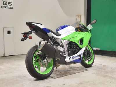 Kawasaki Ninja ZX-6R 2024