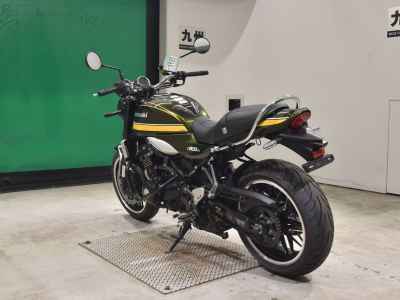 Kawasaki Z900RS 2021