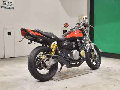 Kawasaki Zephyr 400 2009