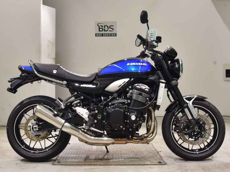 Kawasaki Z900RS 2023