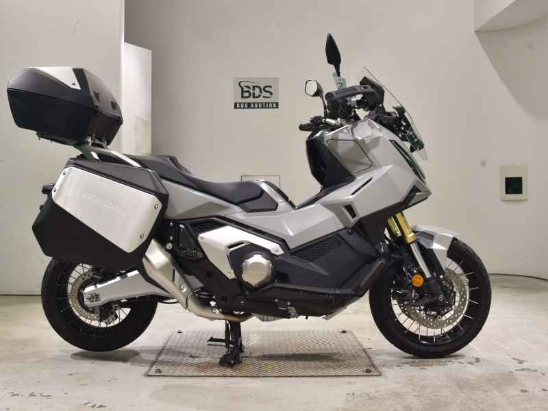 Honda X-Adv 750 2025