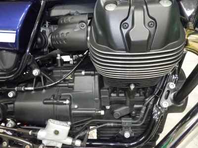 Moto Guzzi V7 Special 2021