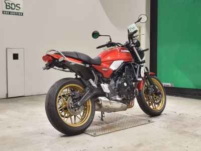 Kawasaki Z650RS 2024