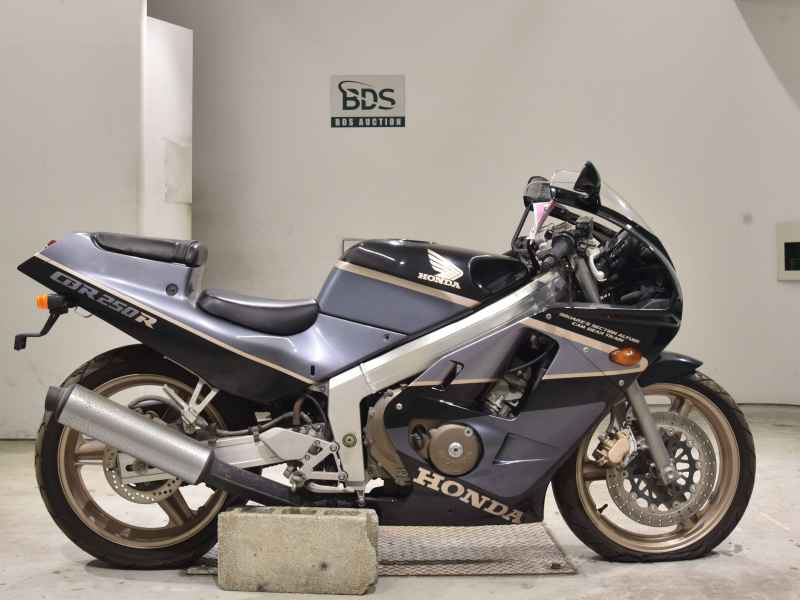 Honda CBR250R