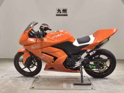 Kawasaki Ninja 250R 2011