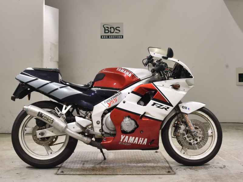 Yamaha FZR250R