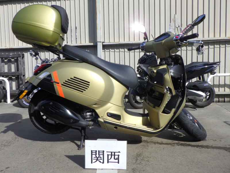 Vespa GTS 300 Super 2023