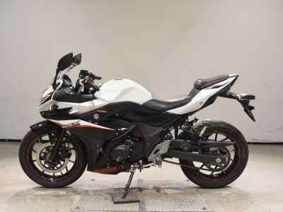 Suzuki GSX250R