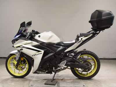 Yamaha YZF-R25 2018