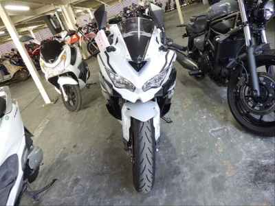 Kawasaki Ninja ZX-4R SE 2025