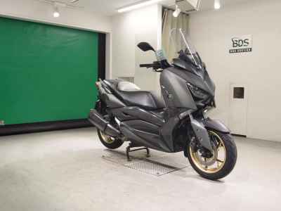 Yamaha XMAX 250
