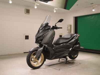 Yamaha XMAX 250