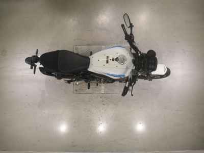 Yamaha XSR700 2023