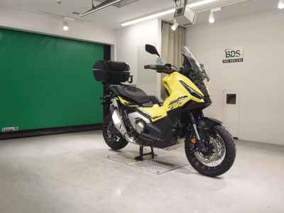 Honda X-Adv 750 2025