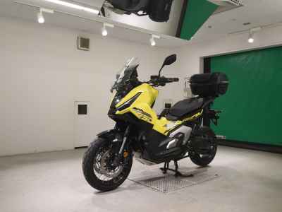 Honda X-Adv 750 2025