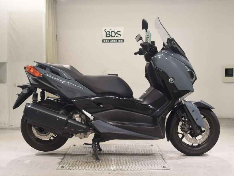 Yamaha XMAX 250 2022