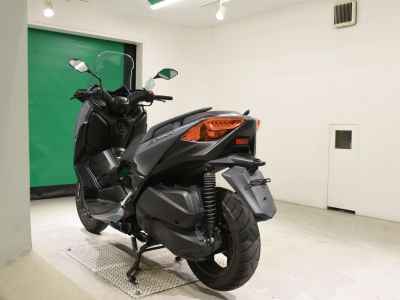 Yamaha XMAX 250 2022