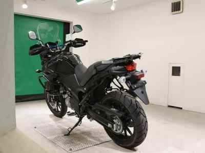 Suzuki V-Strom 650 2024
