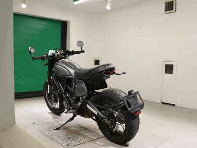 Ducati Scrambler Nightshift 2022