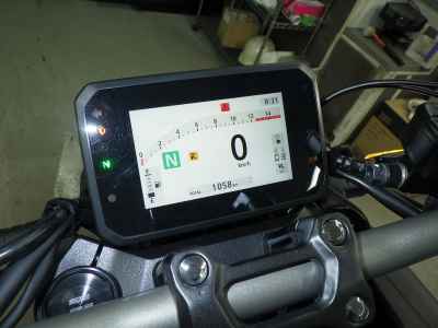 Honda CB650R E-Clutch 2024