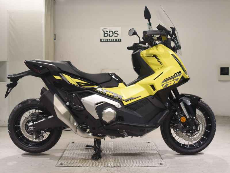 Honda X-Adv 750 2025