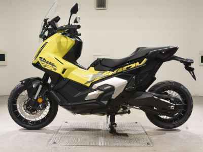 Honda X-Adv 750 2025