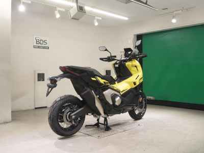 Honda X-Adv 750 2025