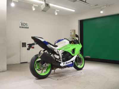 Kawasaki Ninja ZX-6R 2024