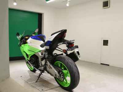 Kawasaki Ninja ZX-6R 2024