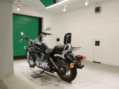 Yamaha XVS250 Drag Star 2005