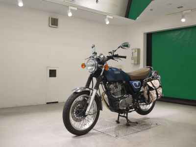 Yamaha SR400 2020