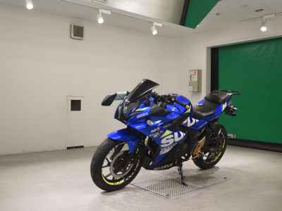 Suzuki GSX250R