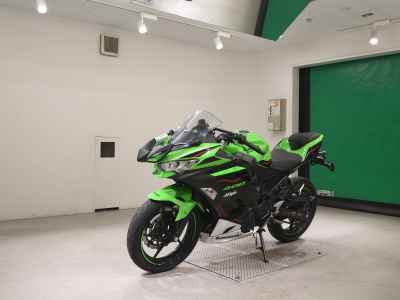 Kawasaki Ninja 400 2022