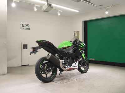Kawasaki Ninja 400 2022