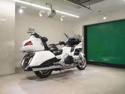 Honda GL1800 Gold Wing Airbag Navi 2012