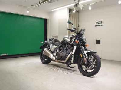 Yamaha V-Max 1200 2015