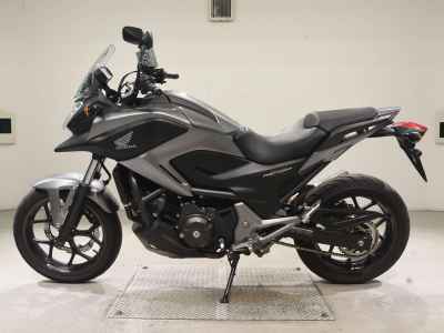 Honda NC750X 2016
