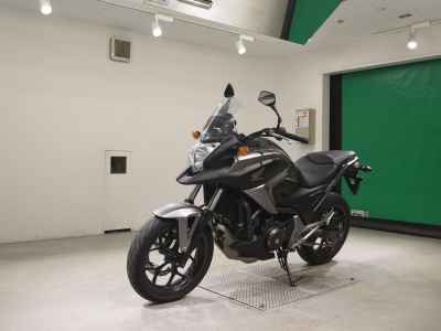 Honda NC750X 2016