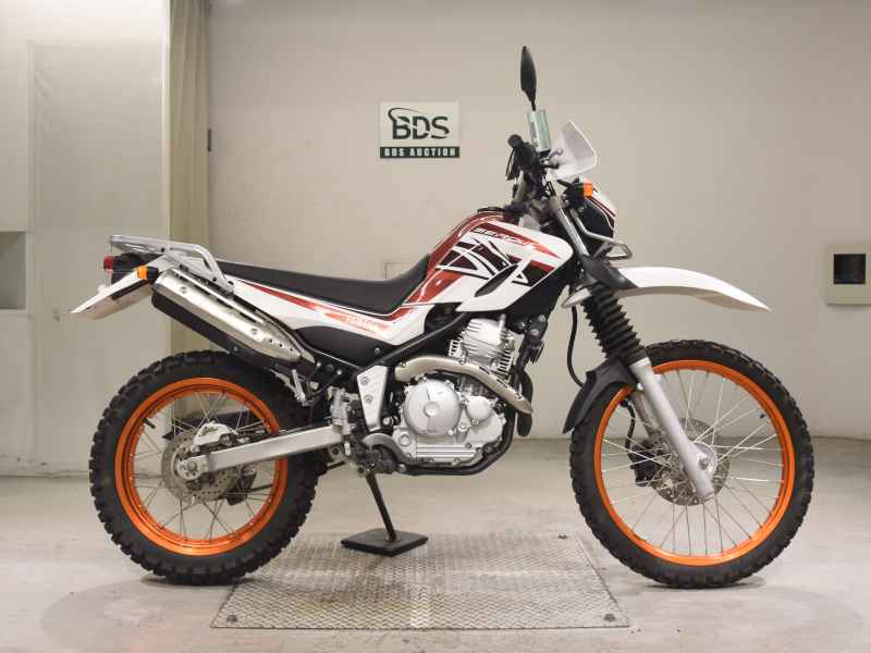 Yamaha XT250 Serow 2017