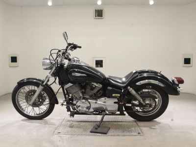 Yamaha XVS250 Drag Star