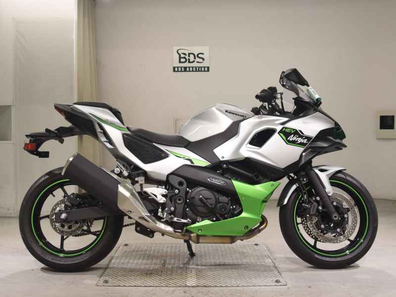 Kawasaki Ninja 7 Hybrid 2025